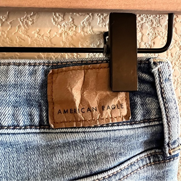 American Eagle Super Stretch High Rise Mini Distressed Skirt Size 0 - Picture 5 of 8